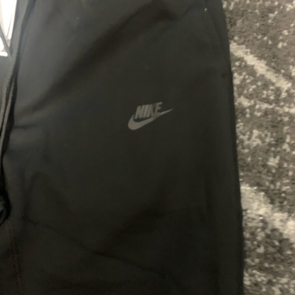 Nike Tech Fleece Suit set Zip up Jacket and Pants 2024 Version Men’s Large - Picture 4 of 4